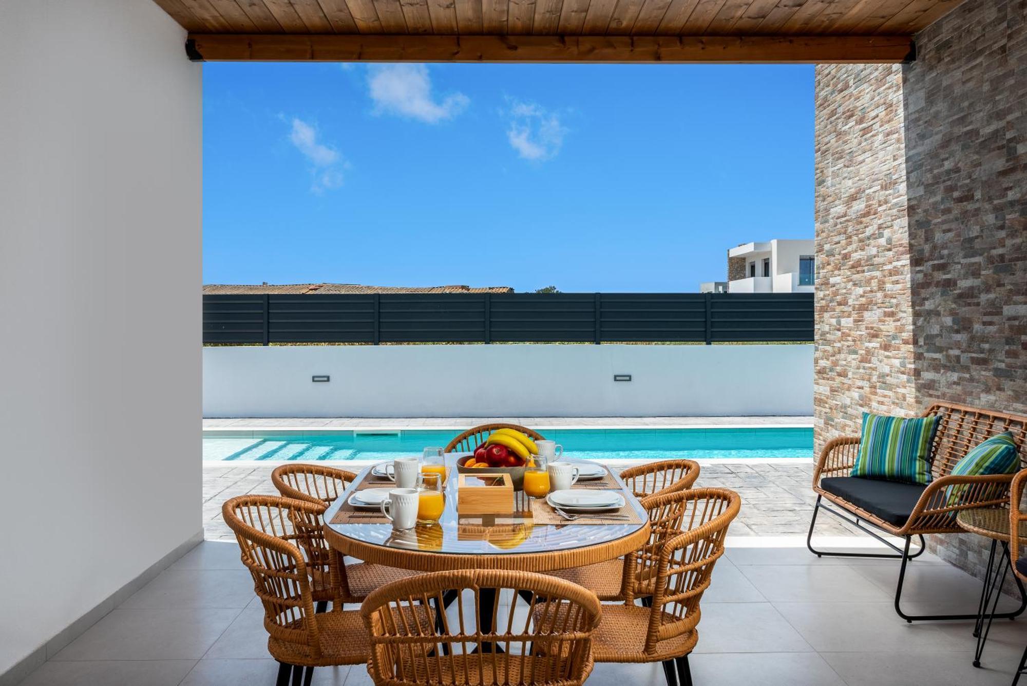 Salty Sun Luxury *